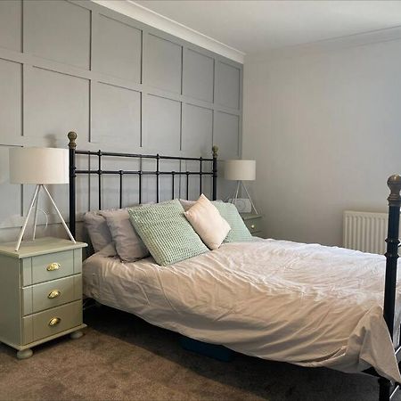 Dragon Parade Apartment ฮาร์โรเกต ภายนอก รูปภาพ
